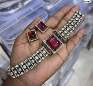 Ad-Choker-white-with-one-red-Big-Stone